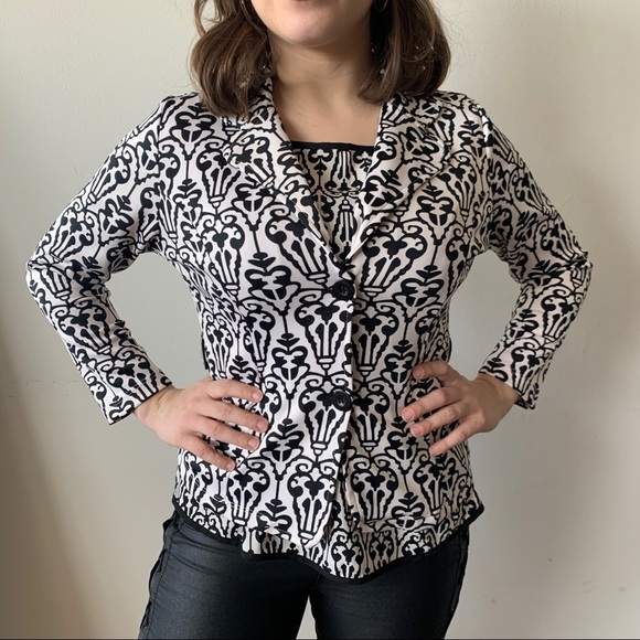 Black and White Peplum Top - Picture 5 of 5